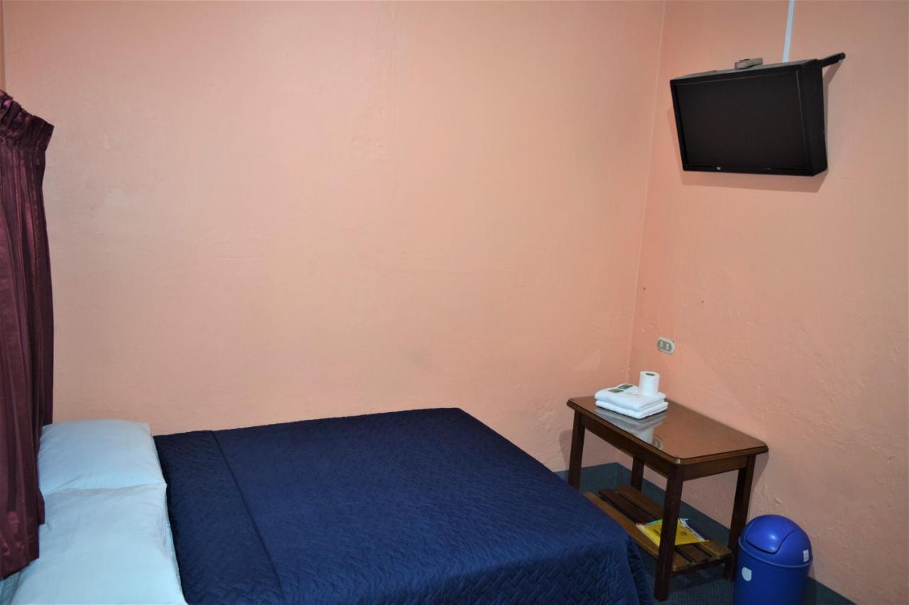 Hotel Asuncion Гватемала Экстерьер фото